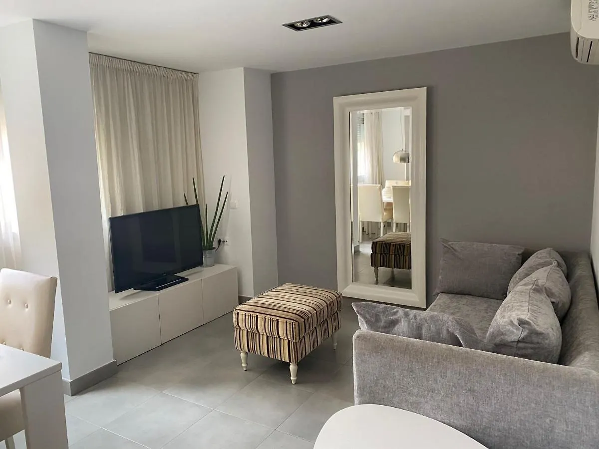 Malaga Andes 4 Beach Apartment