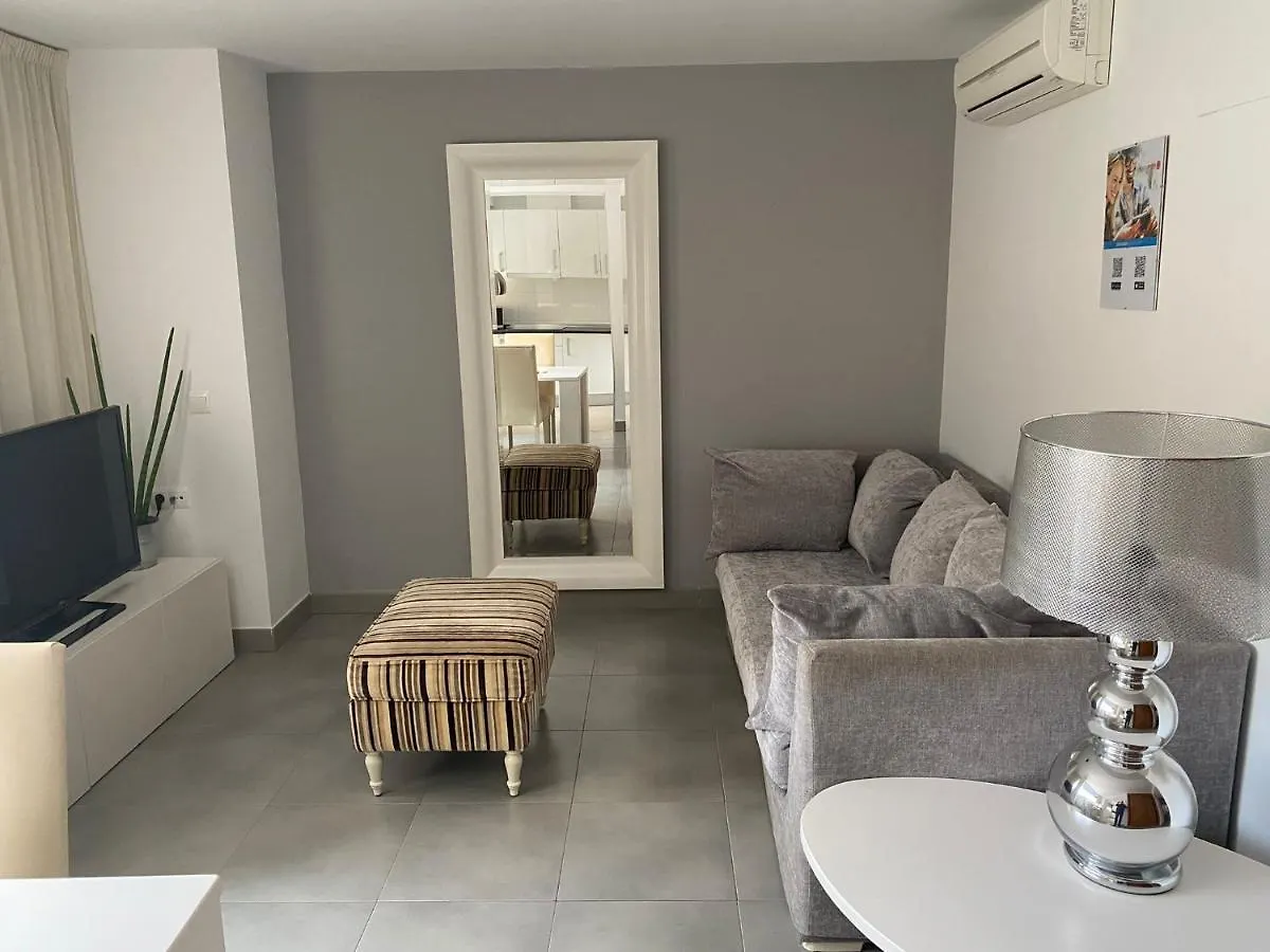 Malaga Andes 4 Beach Apartment
