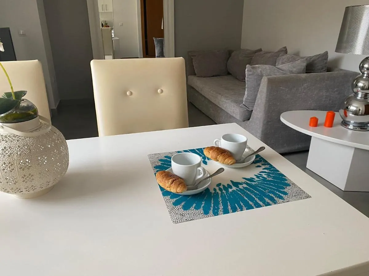 Malaga Andes 4 Beach Apartment