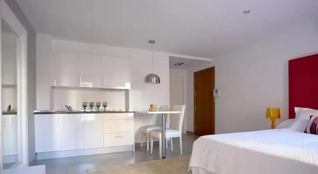 Malaga Andes 4 Beach Apartment 0*,